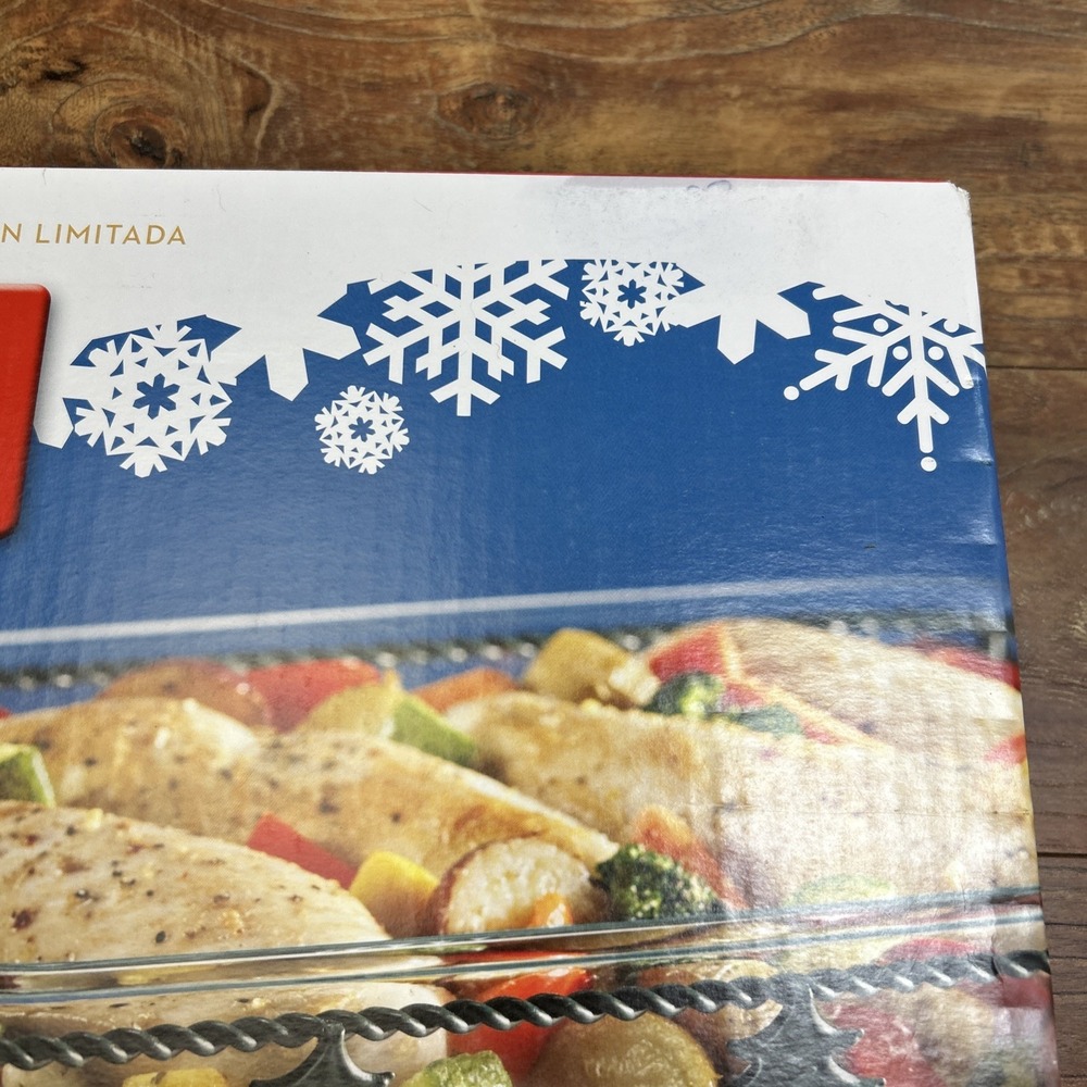 Pyrex Christmas Tree Basket Holiday Serveware 2 Piece Set Limited Edition NEW‎ - Picture 5 of 14